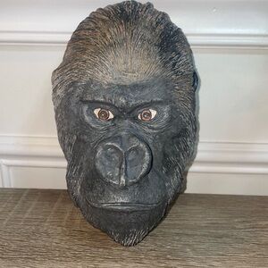 Jojo Wild Things Stone Detailed Gorilla Ape Head 8.5”Sculpture Wall Hanging(#19)